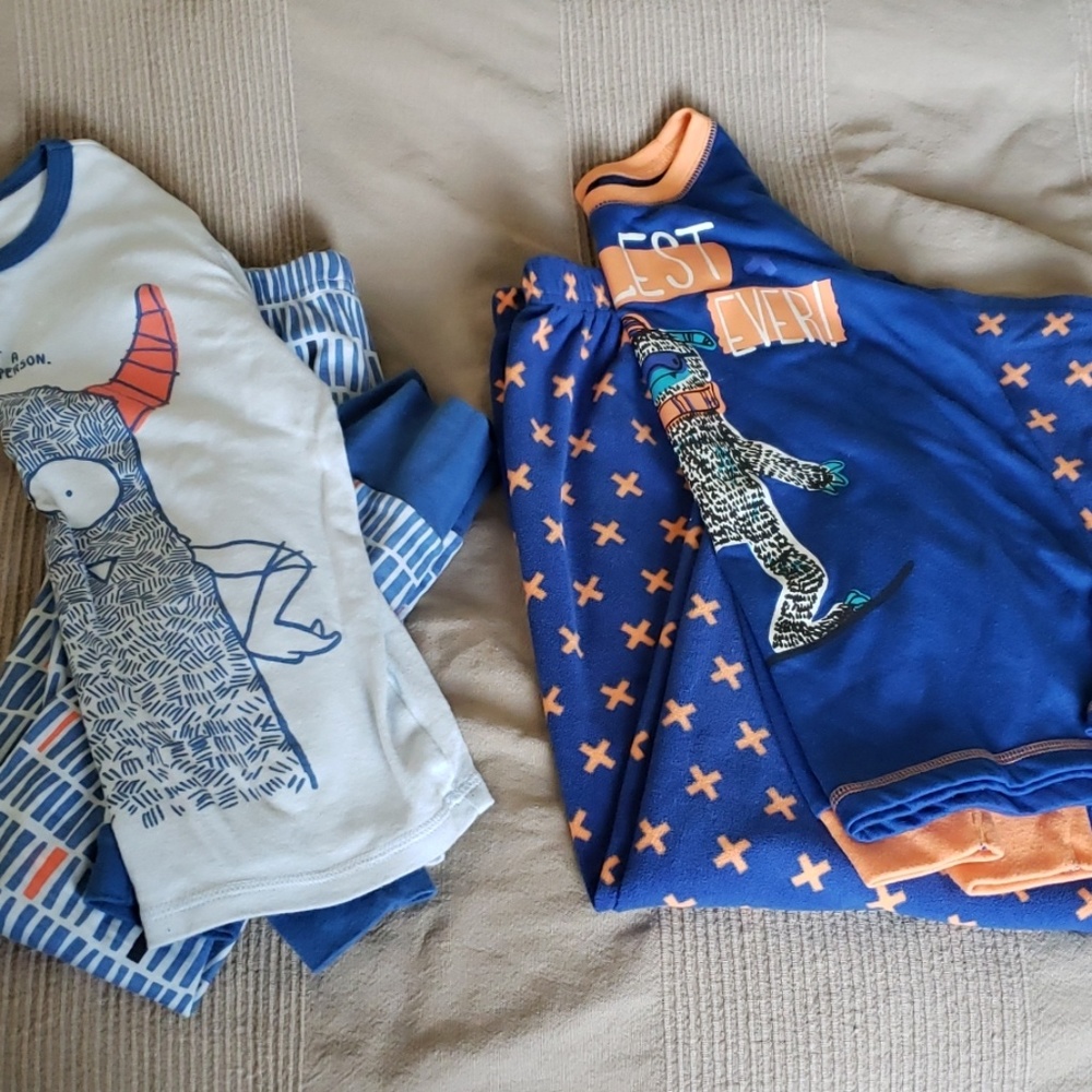 Boys OshKosh winter PJ's, size 10